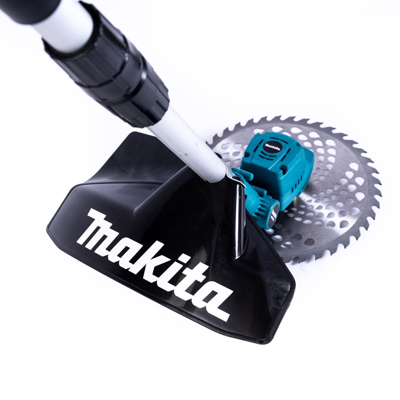 Коса акумуляторна безщіткова Makita DUR365ZLX (48V 6Ah) АКБ тример