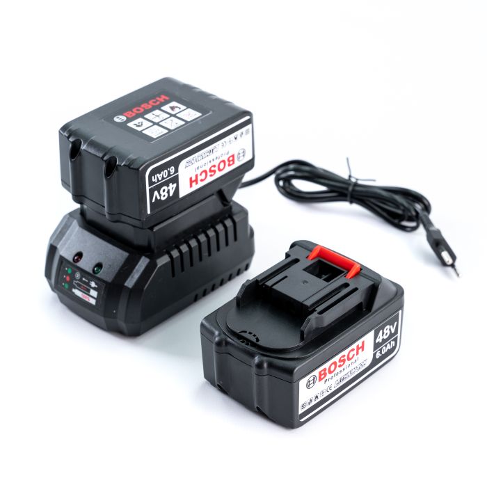 Аккумуляторная бесщеточная пила Bosch UniversalChain 48 (48V 6Ah) АКБ цепная пила Бош 30см с подачей смазки