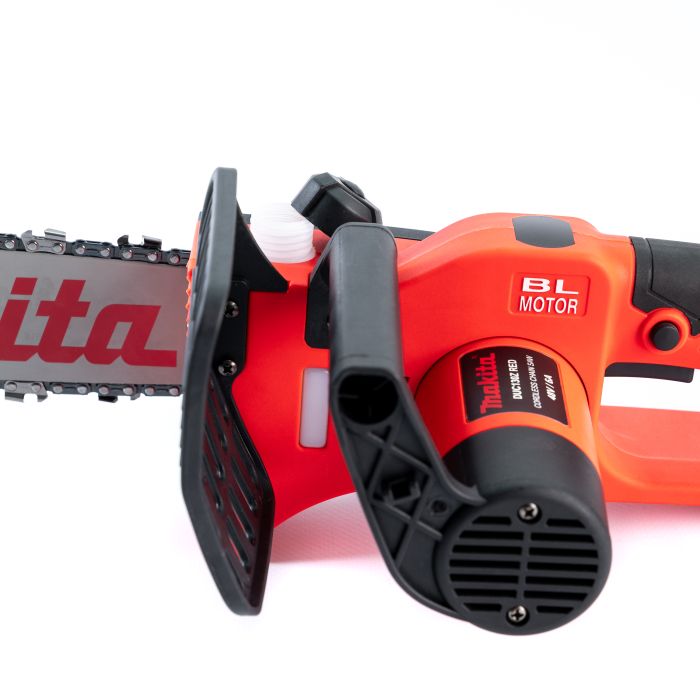 Бесщеточная аккумуляторная пила Makita DUC130Z RED (48V 6Ah) АКБ пила Макита 30 см с автоматической смазкой