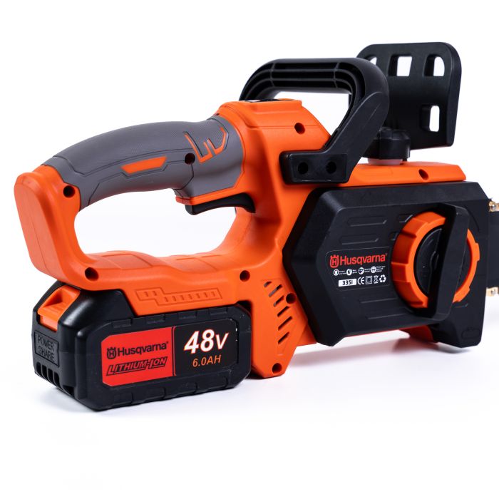 Пила ланцюгова акумуляторна Husqvarna 335i (48V, 6Ah) Пила Хускварна безщіткова з шиною 30см і 2 АКБ в кейсі для дачі